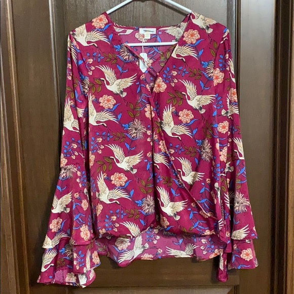 Charming Charlie Bell Sleeve Blouse NWT - Picture 1 of 5